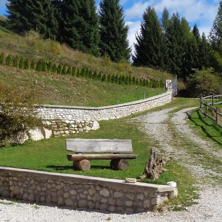 Bed & Breakfast Antico Tabia Dolomitico 3*